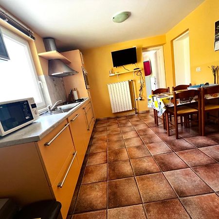 Na Kmetiji S Konji - Pogelsek Apartment Ankaran Luaran gambar